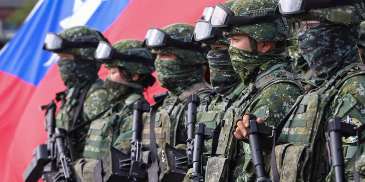 Taiwán comprará armamento récord a EEUU para frenar una posible agresión china