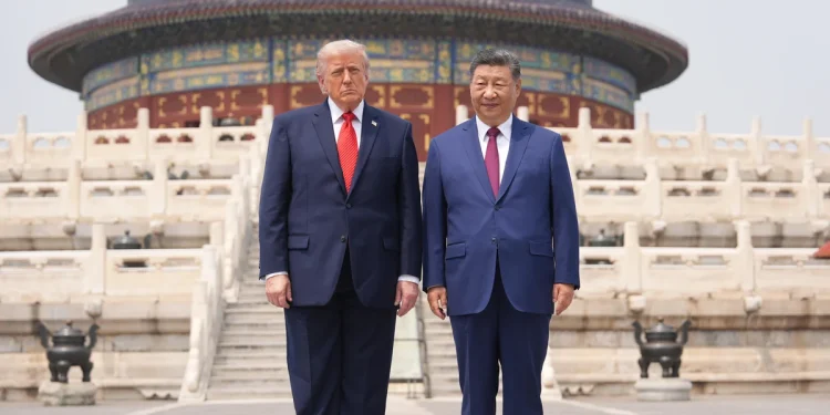 Trump concluye esta noche su visita a Xi en China, después de conversaciones sobre comercio y duras palabras sobre Taiwán