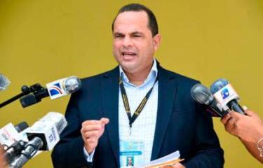 Video- FP apoya resolución JCE sobre las encuestas; Manuel Crespo dice fue su partido que sometió la instancia Video- FP apoya resolución JCE sobre las encuestas; Manuel Crespo dice fue su partido que sometió la instancia