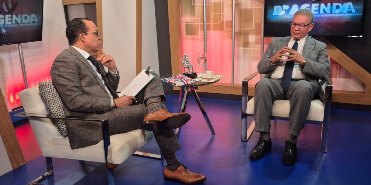 Video- Instituto Duartiano: Pacto RD-UE para traer inmigrantes de terceros países subvierte el orden constitucional Video- Instituto Duartiano: Pacto RD-UE para traer inmigrantes de terceros países subvierte el orden constitucional
