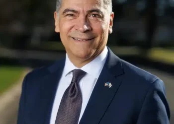 Xavier Becerra dice que sabe cómo lidiar con Trump