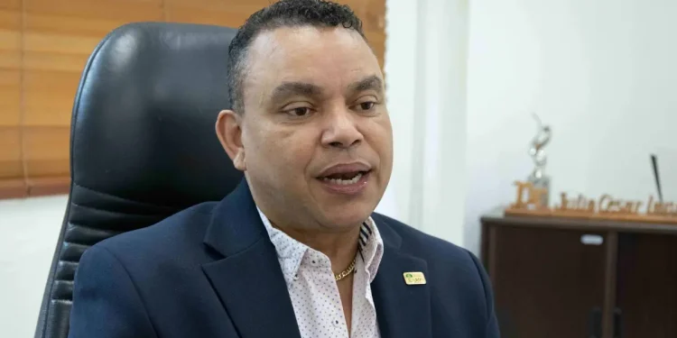 Servicio Nacional de Salud SNS: cifras que brillan, pero pacientes que siguen pagando en clínicas privadas Servicio Nacional de Salud SNS: cifras que brillan, pero pacientes que siguen pagando en clínicas privadas