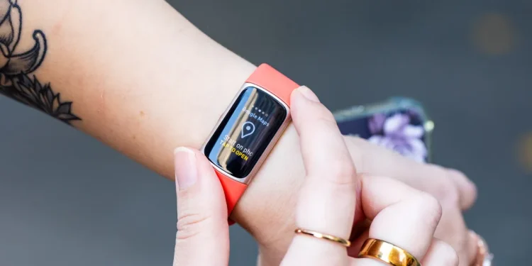 ¿Cuál es el papel de una simple pulsera de fitness en la era de la salud con IA?