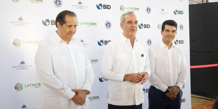 Saneamiento en Verón-Punta Cana: el Estado llega tarde donde el turismo ya cobró décadas de impunidad ambiental Abinader dice no puede existir turismo sostenible sin saneamiento; resalta inversión en Verón-Punta Cana – El Nuevo Diario (República Dominicana)