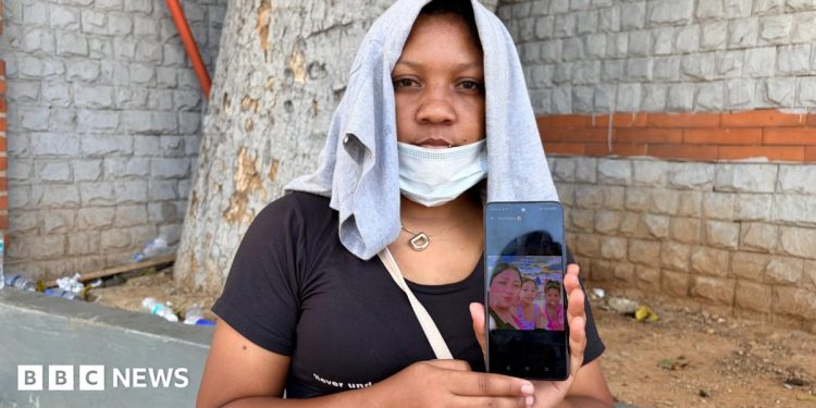 Angry citizens accuse Venezuelan government of negligence