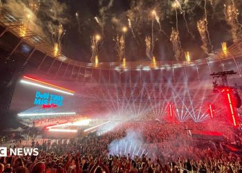 Bad Bunny ilumina Londres con un espectáculo histórico en el estadio