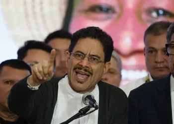 Cepeda y Petro ponen en duda los resultados de las elecciones