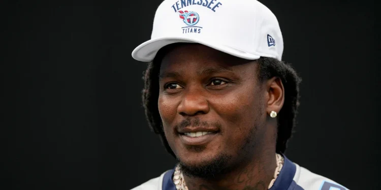 Chris Johnson, ex estrella de la NFL, dice que le han diagnosticado ELA