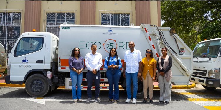 ECO5RD recolecta más de 3,700 toneladas de residuos sólidos en operativos de limpieza ECO5RD recolecta más de 3,700 toneladas de residuos sólidos en operativos de limpieza