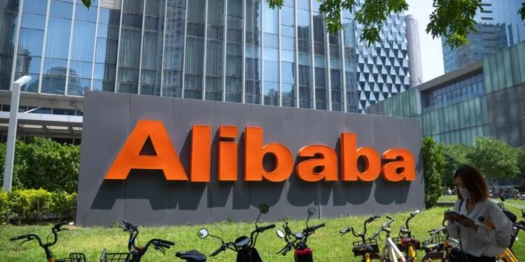 El Pentágono añade a Alibaba y otras empresas a la lista de empresas chinas que no pueden conseguir contratos de defensa con EE.UU.