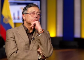El presidente saliente de Colombia, Gustavo Petro, acusa a Trump de intervenir en las elecciones de su país