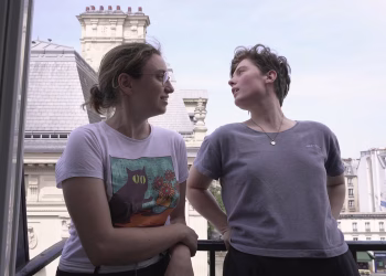 En la histórica ola de calor de Francia, los tejados de ensueño de París se convierten en una pesadilla que atrapa el calor