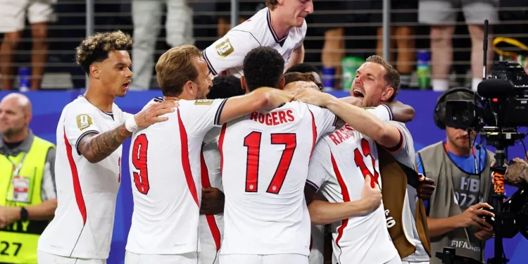 En un partidazo entre europeos, Inglaterra le ganó 4-2 a Croacia