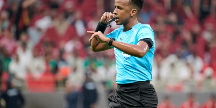 Estados Unidos prohíbe la entrada de árbitro somalí de la Copa Mundial de la FIFA, alegando "preocupaciones de investigación" Estados Unidos prohíbe la entrada de árbitro somalí de la Copa Mundial de la FIFA, alegando "preocupaciones de investigación"