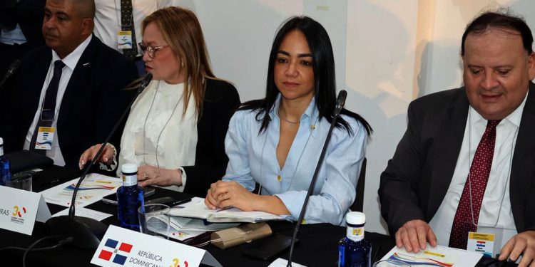 Faride Raful llama a reforzar la cooperación en seguridad para afrontar los desafíos migratorios