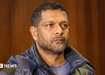 Feroz Khan: alto oficial de inteligencia criminal sudafricano sobrevive a un intento de asesinato