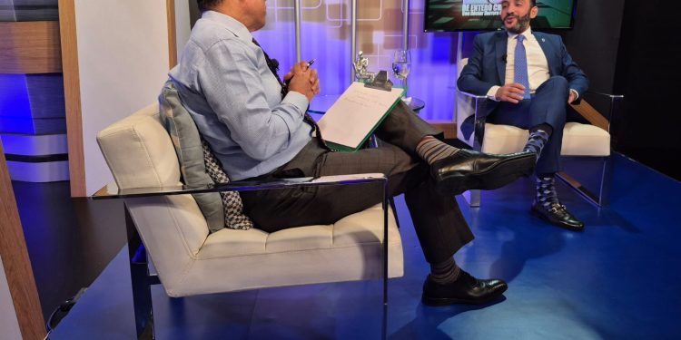 Giancarlos Vega: “Carolina trabaja para ganar candidatura PRM” insinúa Collado debe trabajar y no pedir consenso sobre su figura”