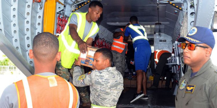 Gobierno dominicano envía medicamentos a Venezuela para socorrer damnificados de terremotos Gobierno dominicano envía medicamentos a Venezuela para socorrer damnificados de terremotos