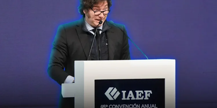 Javier Milei cerró el Congreso del IAEF: “El año que viene los vamos a pasar por arriba”