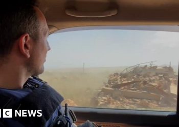 La BBC ve aldeas destruidas en el sur del Líbano ocupado por Israel