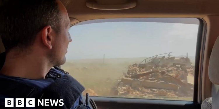 La BBC ve aldeas destruidas en el sur del Líbano ocupado por Israel
