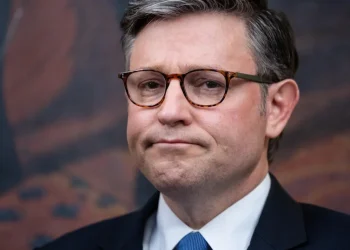 La Cámara de Representantes asumirá la extensión de último minuto del poder clave de espionaje de la FISA, pero el revuelo por Bill Pulte podría condenar la votación
