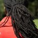 La Corte Suprema dictamina que un ex recluso no puede demandar a los guardias de prisión que le cortaron las rastas