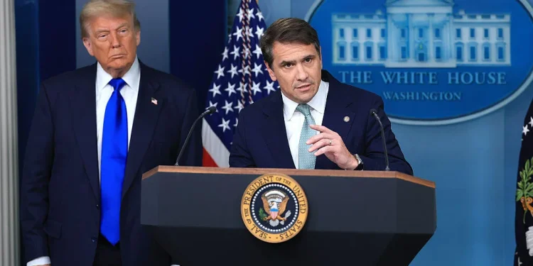 La administración Trump lanza el mayor esfuerzo jamás realizado para desnaturalizar a los ciudadanos estadounidenses acusados ​​de fraude u otros delitos