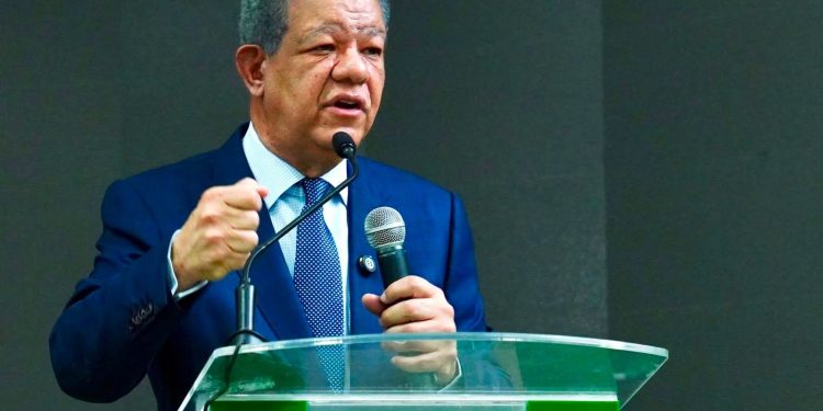 Leonel reconoce inquietudes internas en la Fuerza del Pueblo