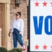 Los votantes latinos podrían ser clave para las elecciones intermedias. ¿Qué los impulsa? "La economía, y la economía, y la economía". Los votantes latinos podrían ser clave para las elecciones intermedias. ¿Qué los impulsa? "La economía, y la economía, y la economía".
