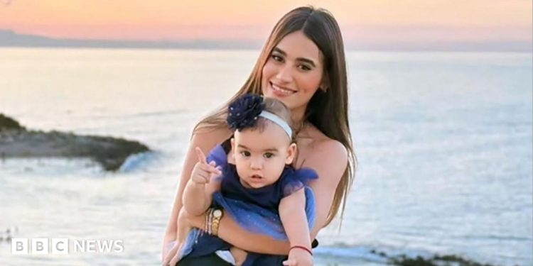 Madre muere salvando a su hija en terremotos en Venezuela Madre muere salvando a su hija en terremotos en Venezuela