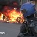Manifestantes chocan con la policía antes de la cumbre del G7 en Francia