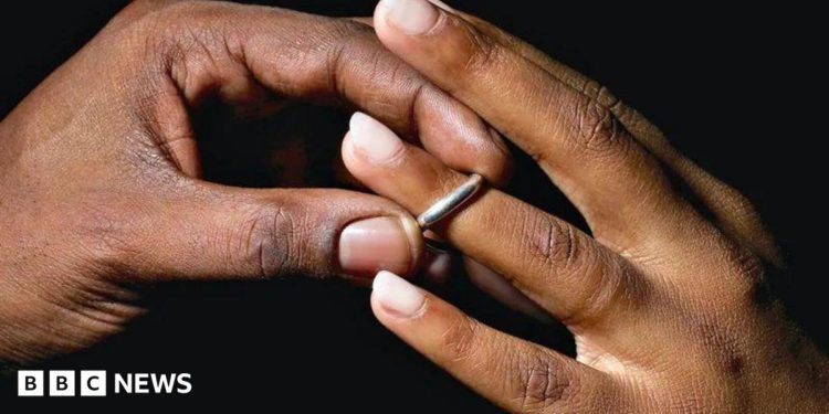 Matrimonio infantil en Sierra Leona: primer juicio histórico desde que comienza la prohibición en Freetown Matrimonio infantil en Sierra Leona: primer juicio histórico desde que comienza la prohibición en Freetown