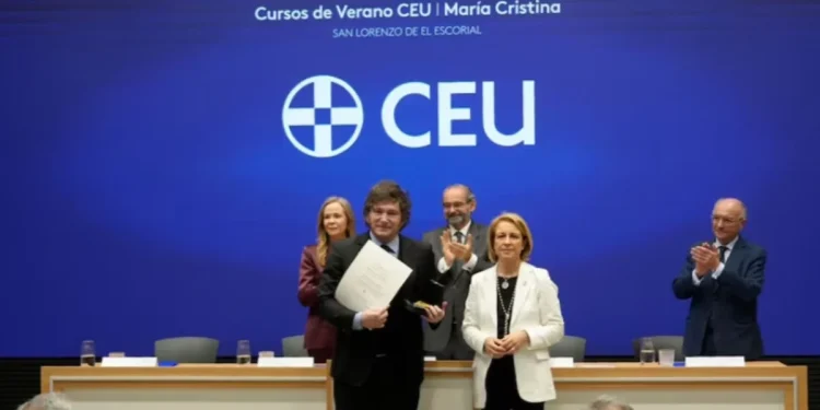 Milei recibió una distinción en Madrid y defendió el rumbo económico: "Argentina dejó atrás el modelo del fracaso"