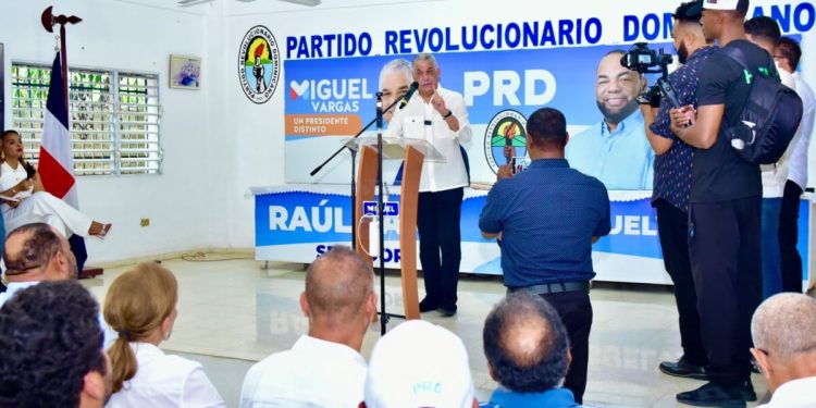 PRD rechaza reforma fiscal y advierte impacto en clases media y pobre
