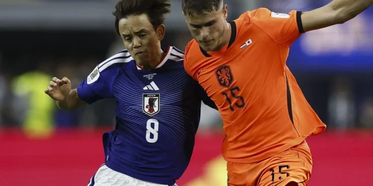 Países Bajos y Japón debutaron con un entretenido empate 2-2 Países Bajos y Japón debutaron con un entretenido empate 2-2