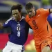 Países Bajos y Japón debutaron con un entretenido empate 2-2