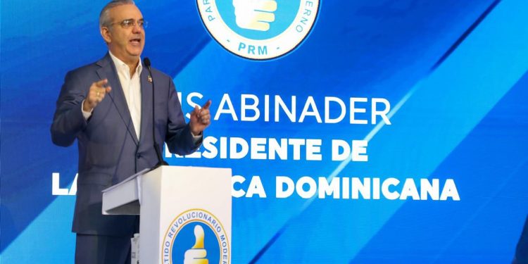 Abinader retiene popularidad personal mientras su gabinete se hunde en desaprobación Presidente Abinader llama a cuidar al PRM con “humildad, unidad y determinación”