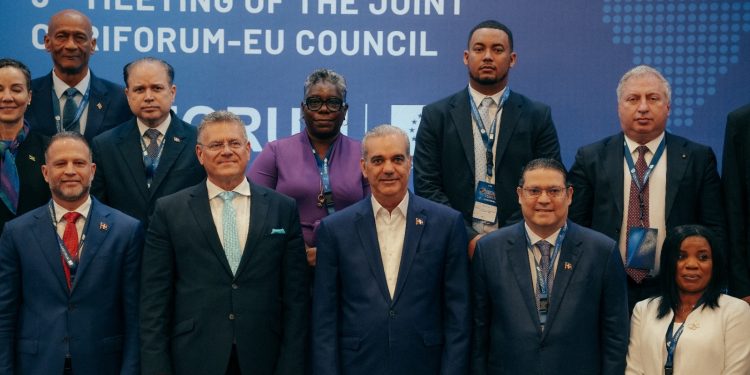 Presidente Abinader llama a fortalecer la integración regional y a impulsar una implementación más práctica y efectiva del Acuerdo CARIFORO–Unión Europea