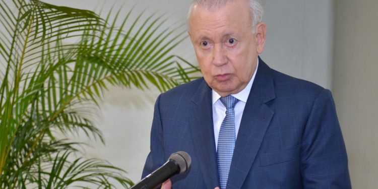 Rafael Alburquerque: El Gobierno del PRM intenta venderle “gato por liebre” al pueblo dominicano