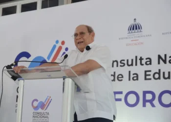 Rafael Santos Badía destaca necesidad de transformar la educación tras recorrido de la Consulta Nacional por 24 provincias