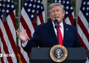 Trump acusa a Irán de violar el alto el fuego tras el ataque al Estrecho de Ormuz
