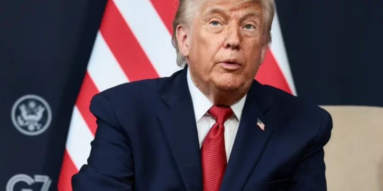 Trump amenazó con volver a bombardear Irán si no cumple el acuerdo: “Lanzaremos bombas otra vez”