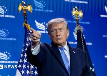 Trump ganó más de mil millones de dólares con criptomonedas en su primer año en el cargo