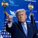Trump ganó más de mil millones de dólares con criptomonedas en su primer año en el cargo
