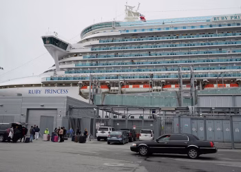 125 pasajeros y tripulación afectados por un virus estomacal altamente contagioso en un crucero