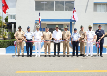 Abinader entrega 2,179 vehículos y 7 infraestructuras remozadas para fortalecer Fuerzas Armadas – El Nuevo Diario (República Dominicana)
