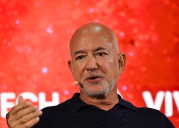 Amazon lanzará su Internet satelital en Sudáfrica, aparentemente superando a Musk