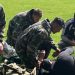 Bombas, sangre, emboscadas: por qué los entrenadores de fútbol entrenan con el ejército