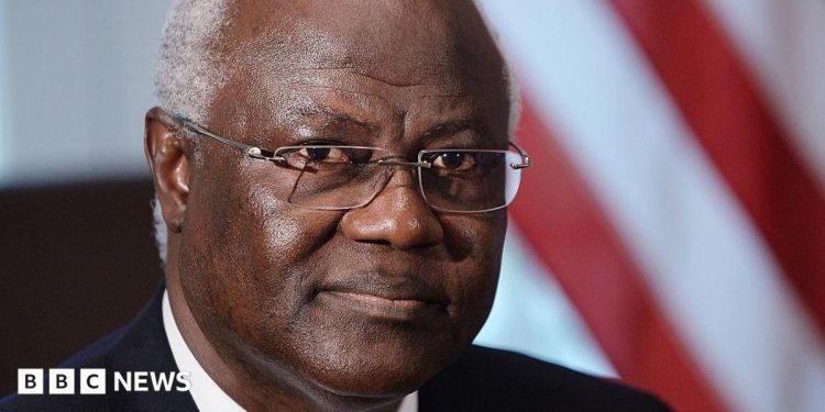 Caso de traición de Ernest Bai Koroma: Sierra Leona retira los cargos contra el expresidente por intento de golpe de estado Caso de traición de Ernest Bai Koroma: Sierra Leona retira los cargos contra el expresidente por intento de golpe de estado